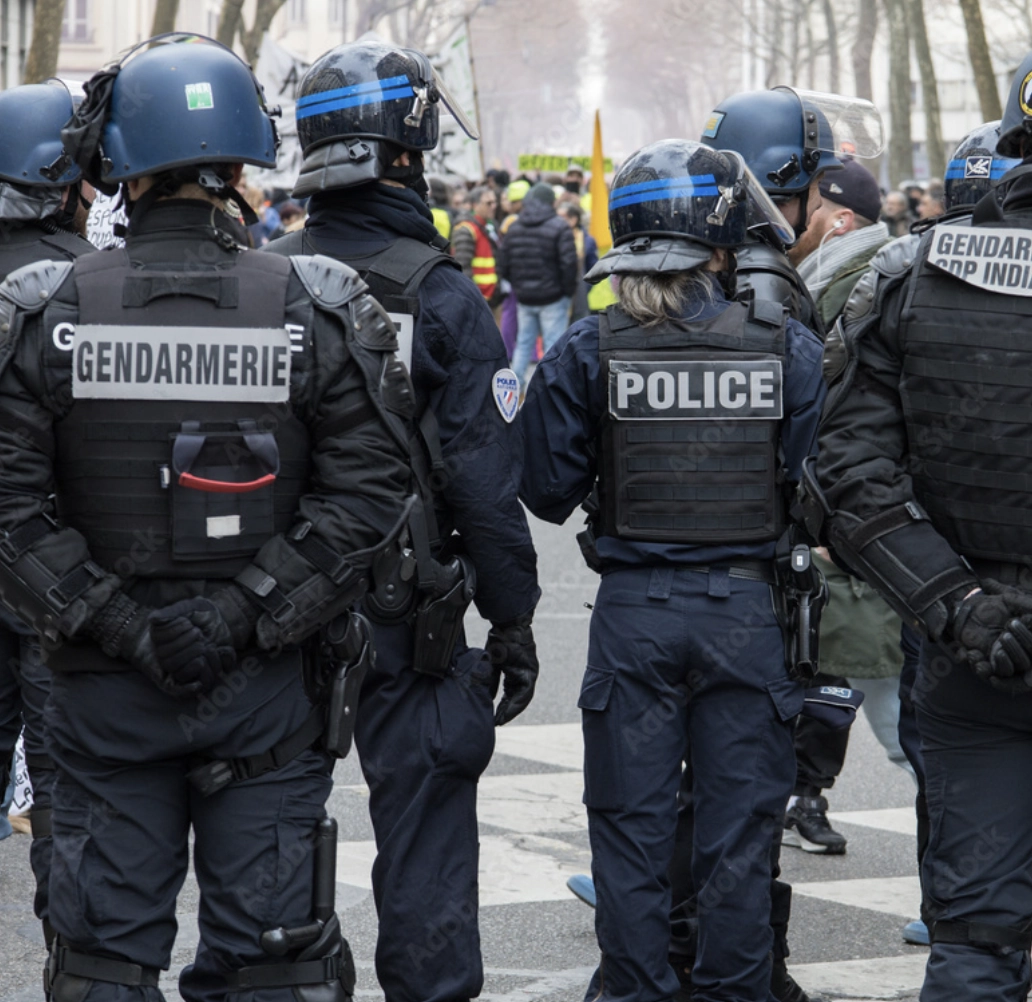 Photo : FORCE DE L'ORDRE ET SECOURS